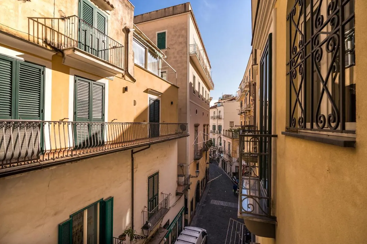 Villa La Finestra Sul Corso Amalfi 0*,